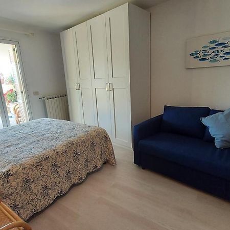 Villa Jone 디아노마리나 외부 사진